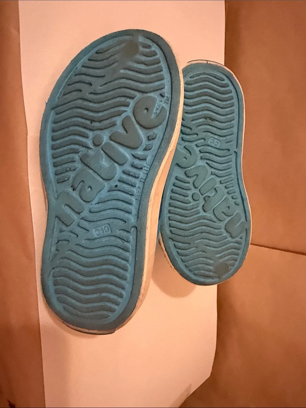 Native Shoes slip water